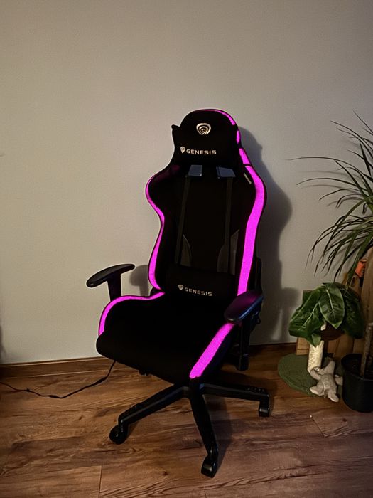 Fotel Gamingowy Genesis (podświetlenie LED)