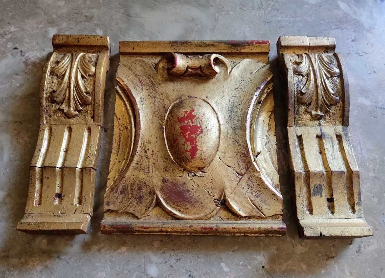 Peças antigas decoração de altar religioso em talha dourada