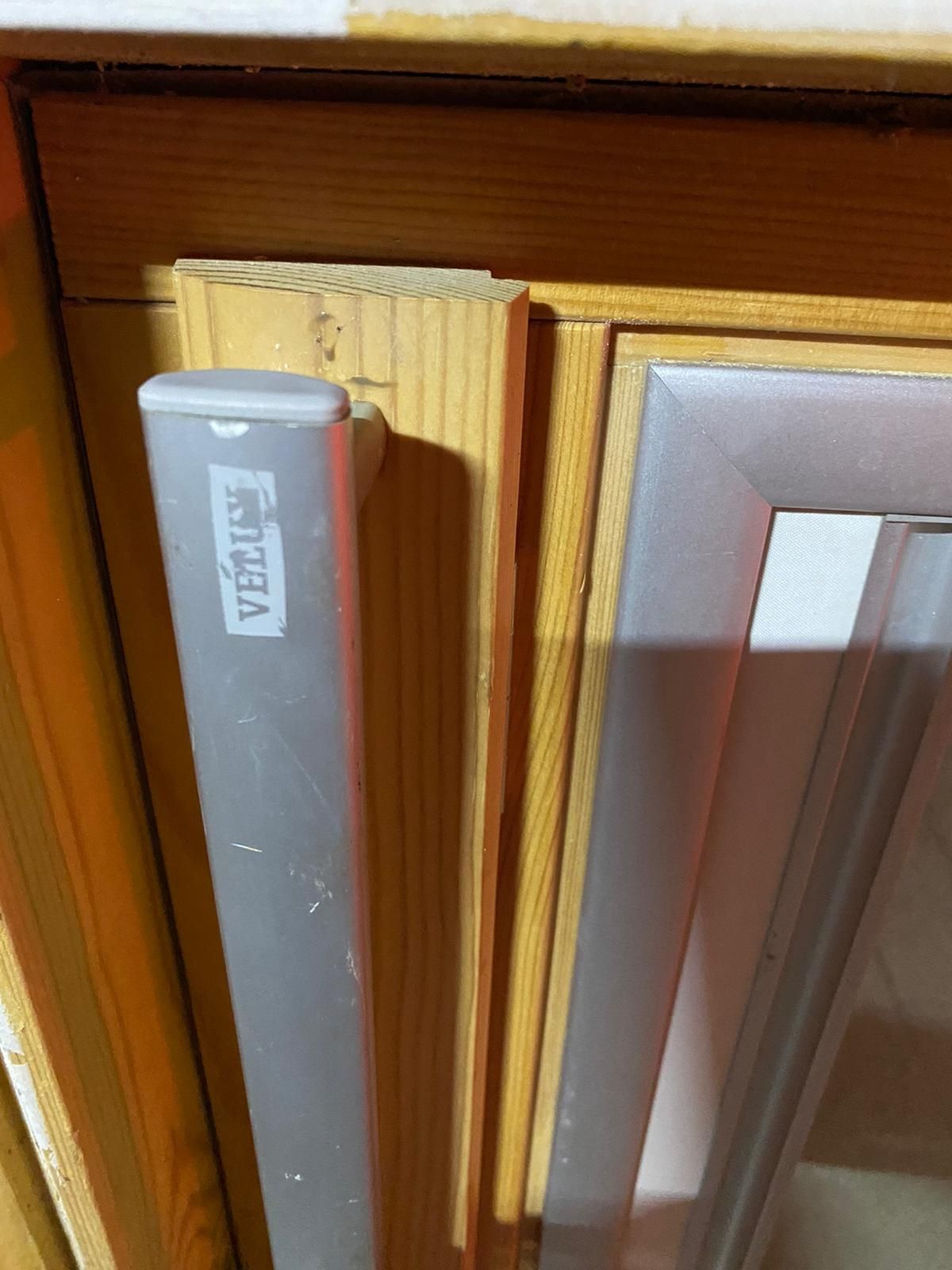 Janela Velux com cortina