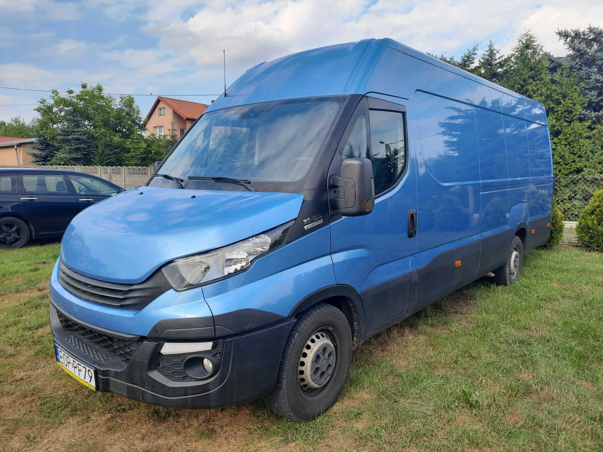 Wypożyczalnia busów wynajem samochodów dostawczych Autolawety Winda