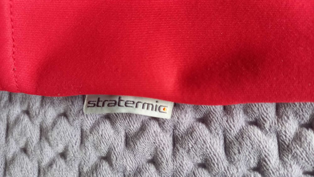 Funkcjonalna czerwona bluza męska, rozmiar L