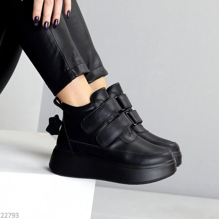 Ботінки жіночі зима на застібку липучку Черевики жіночі на липучках