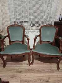 Dwa krzesła do salonu