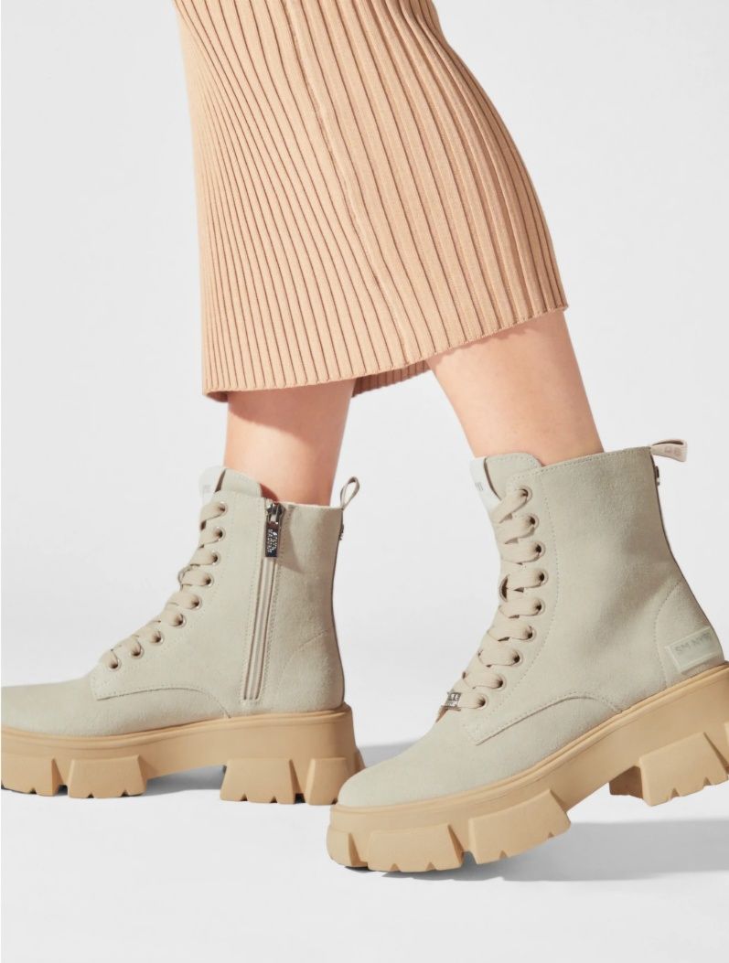 Trapery Steve Madden  rozmiar 41 Tanker Bootie buty botki damskie