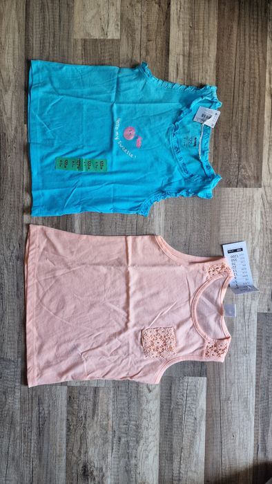 bluzka bez rękawów - rozmiar 122 - koronka