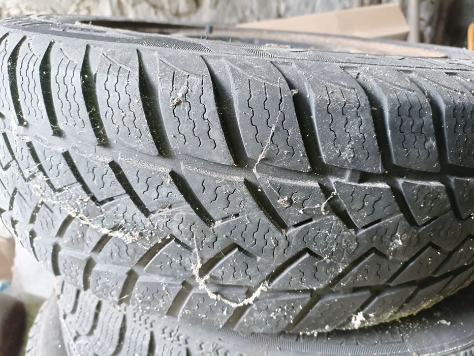 Opony zimowe Lanos +felgi+kołpaki