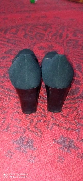 Чорні туфлі 37 р.