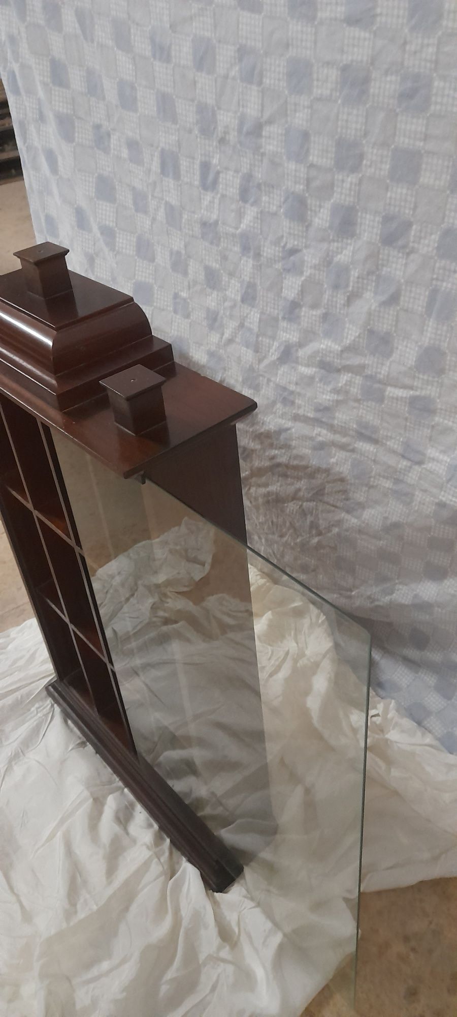 Vitrine  madeira