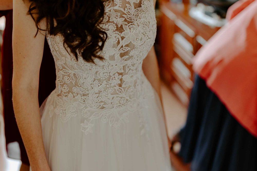 Sprzedam suknię ślubną rozmiar 36/38 Bardzo TANIO