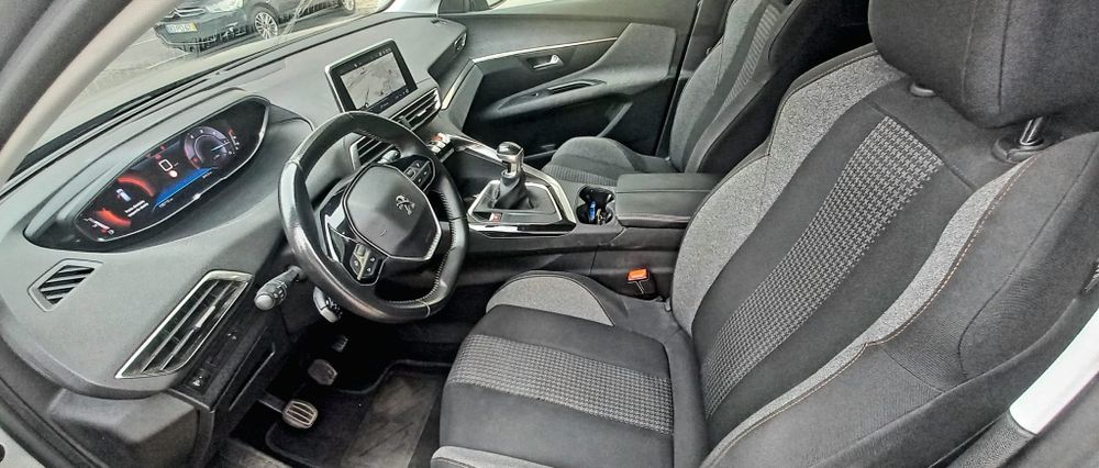PEUGEOT 3008 1.5 BlueHDi STYLE – 2020