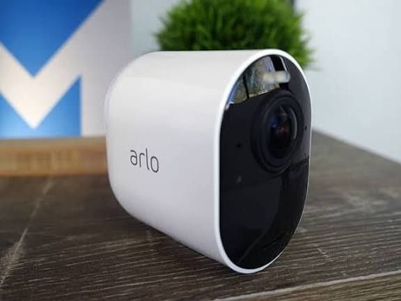 Câmera Arlo Ultra
