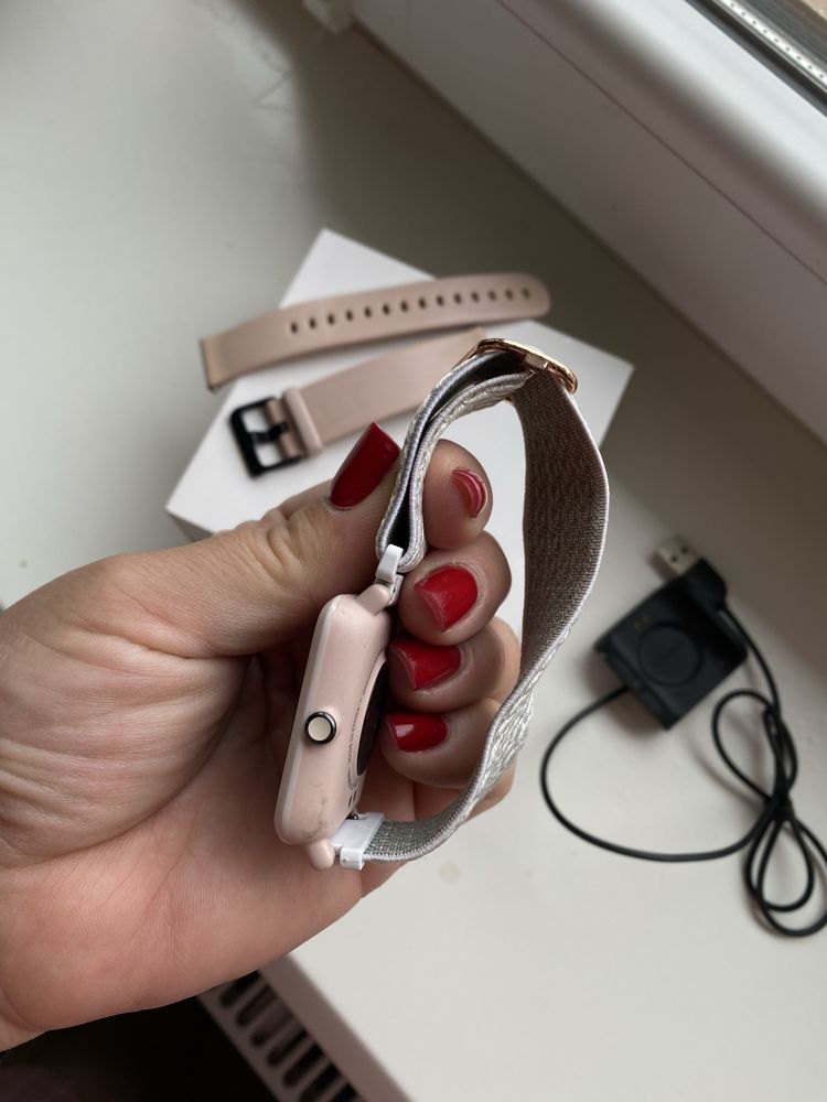 Amazfit bip s смарт годинник