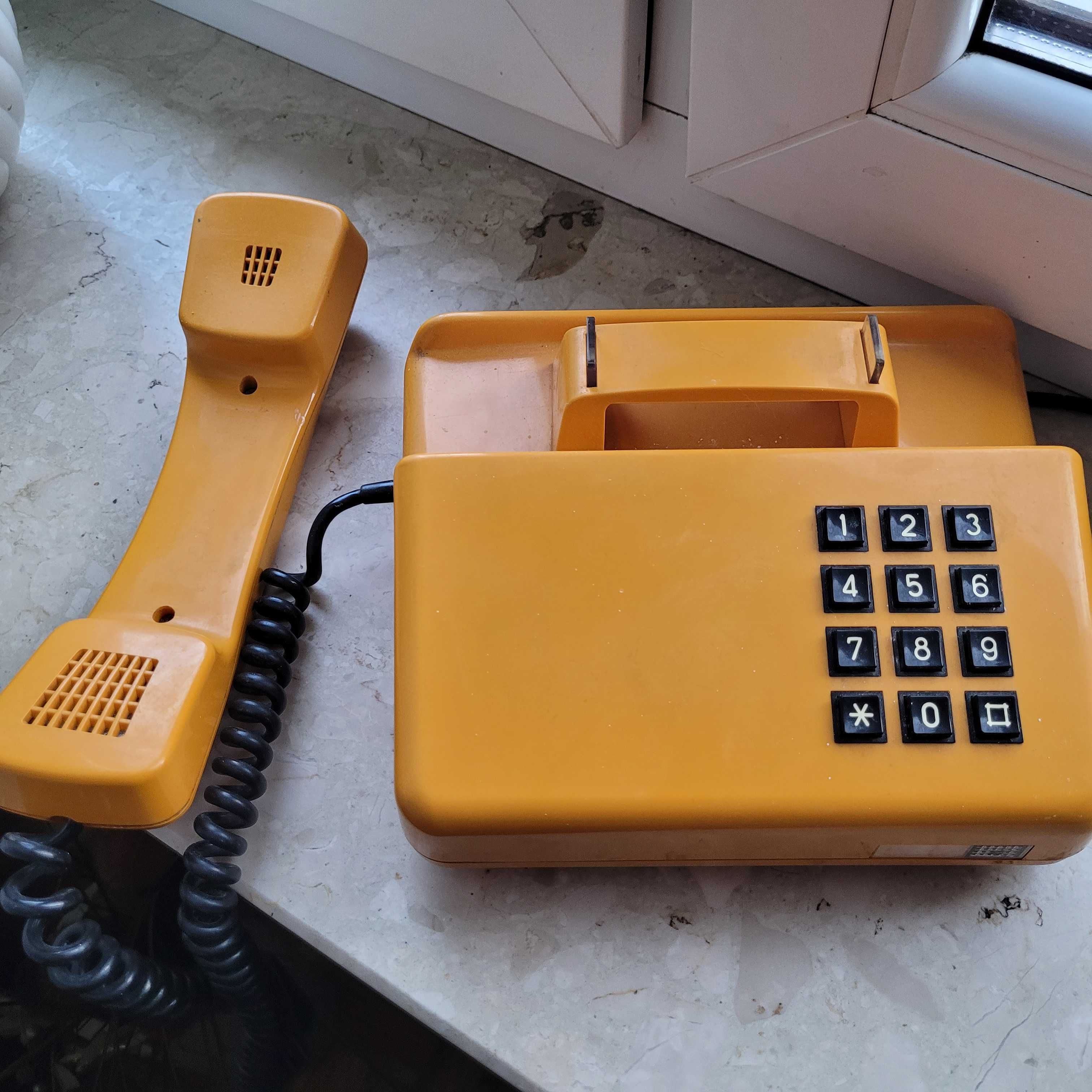 Telefon Telekom RWT Tulipan z klawiaturą numeryczną pomarańczowy