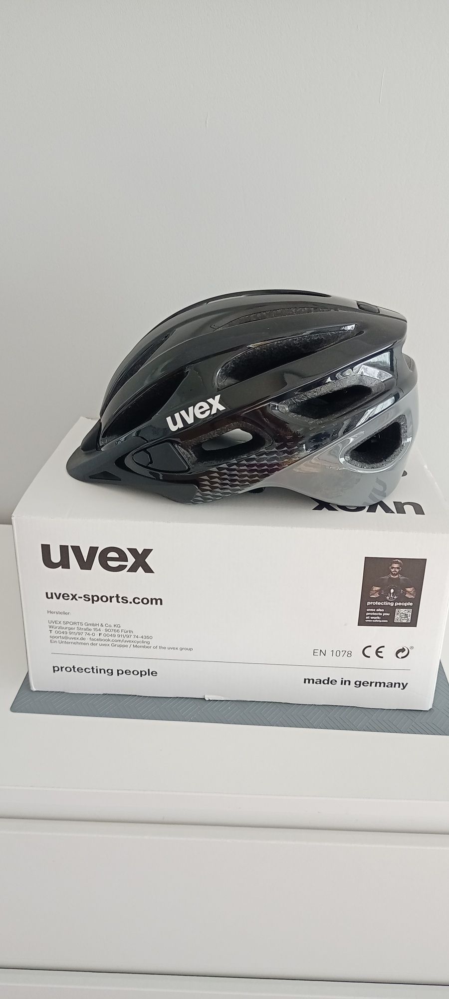 Kask rowerowy Uvex nowy