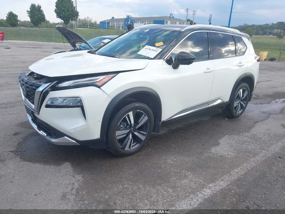 2023 Nissan Rogue з копарту