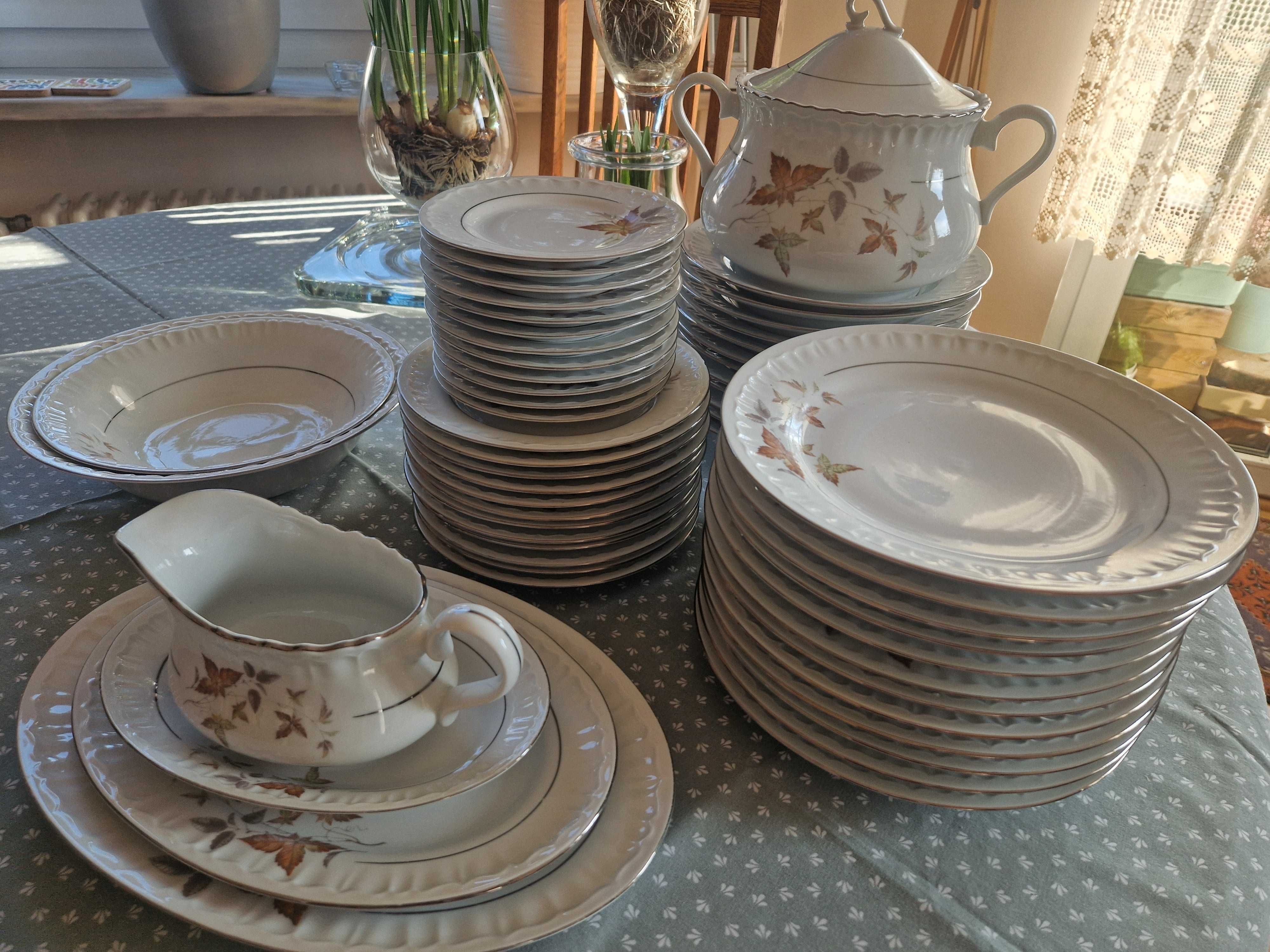Serwis obiadowy, porcelana Bogucice, lata 70-te