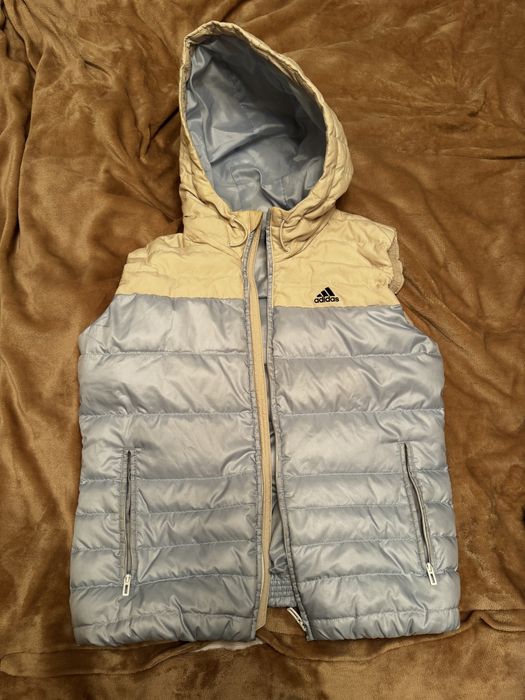 Жилет adidas , Жилетка