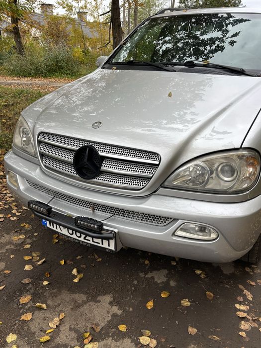 Передній бампер Mercedes-Benz W163 ML Рестайл 400 дол