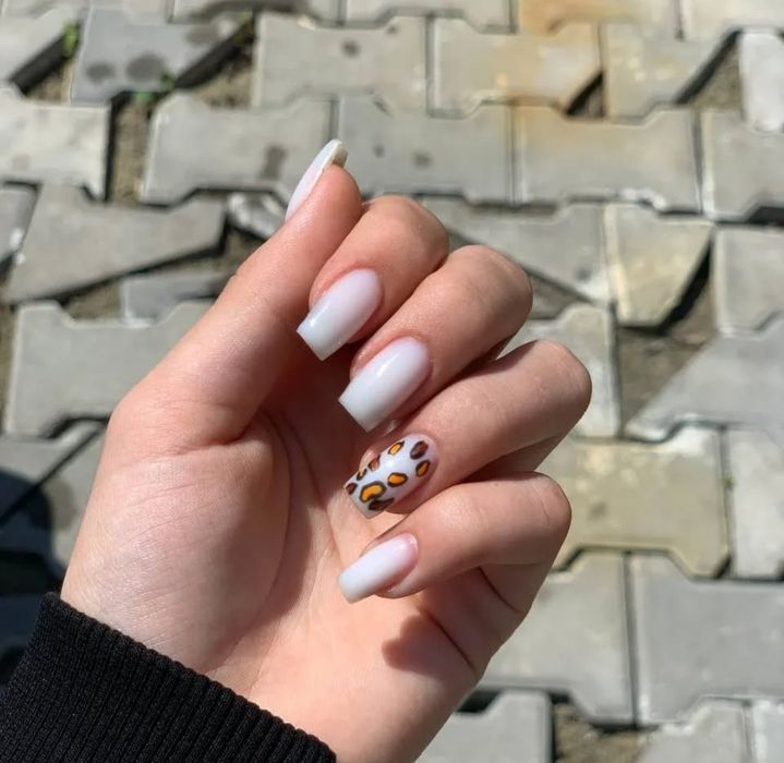 Манікюр у місті Бровари