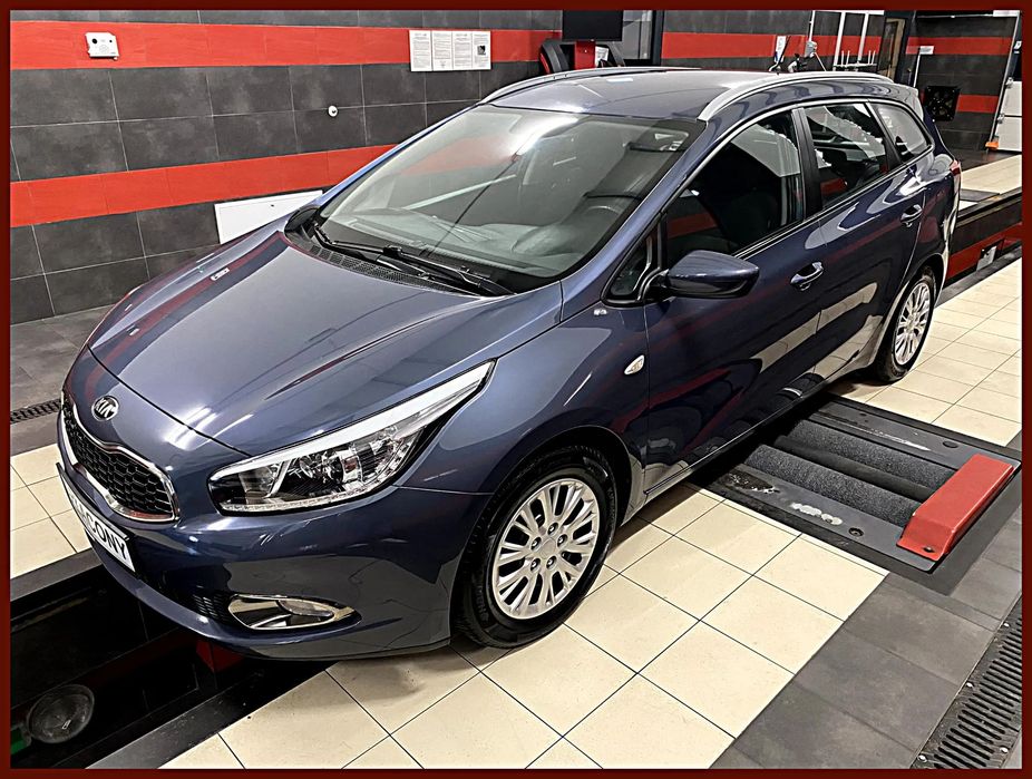 Kia Ceed 1.6 Benzyna Ledy Niski Przebieg