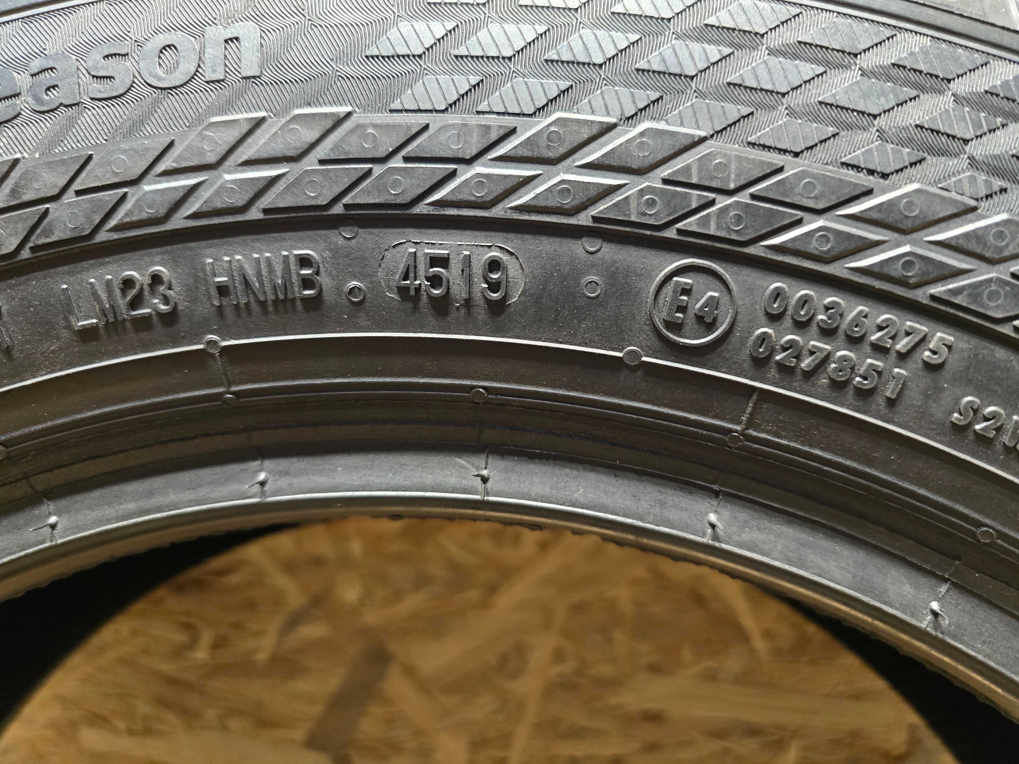 Opona pojedyńcza 205/65/16C Continental Van Contact 4 Season
