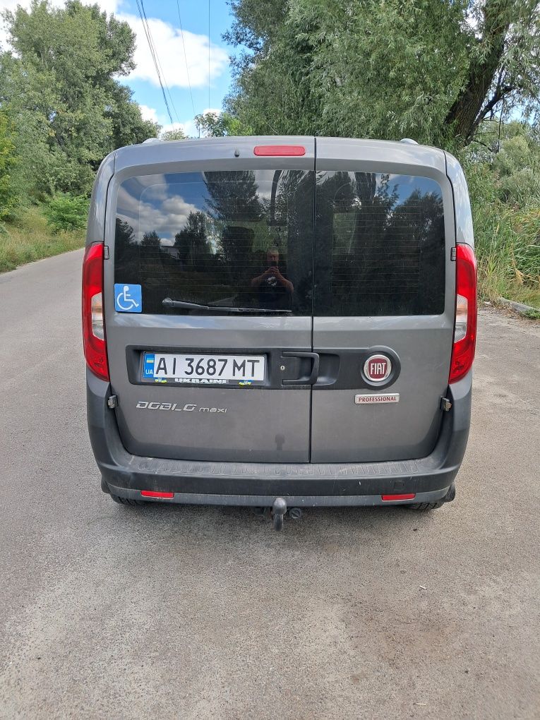 Продам авто Фіат добло.2017року.