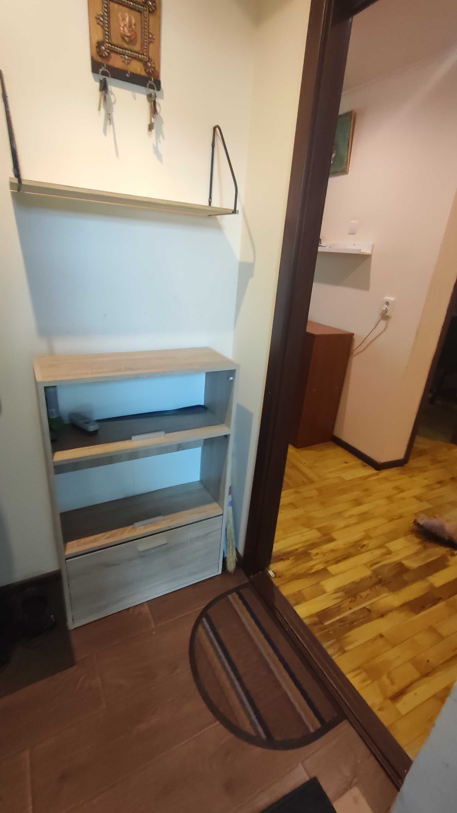 Продам 2х комнатную квартиру. 12 квартал, Гладкова, Казакевича