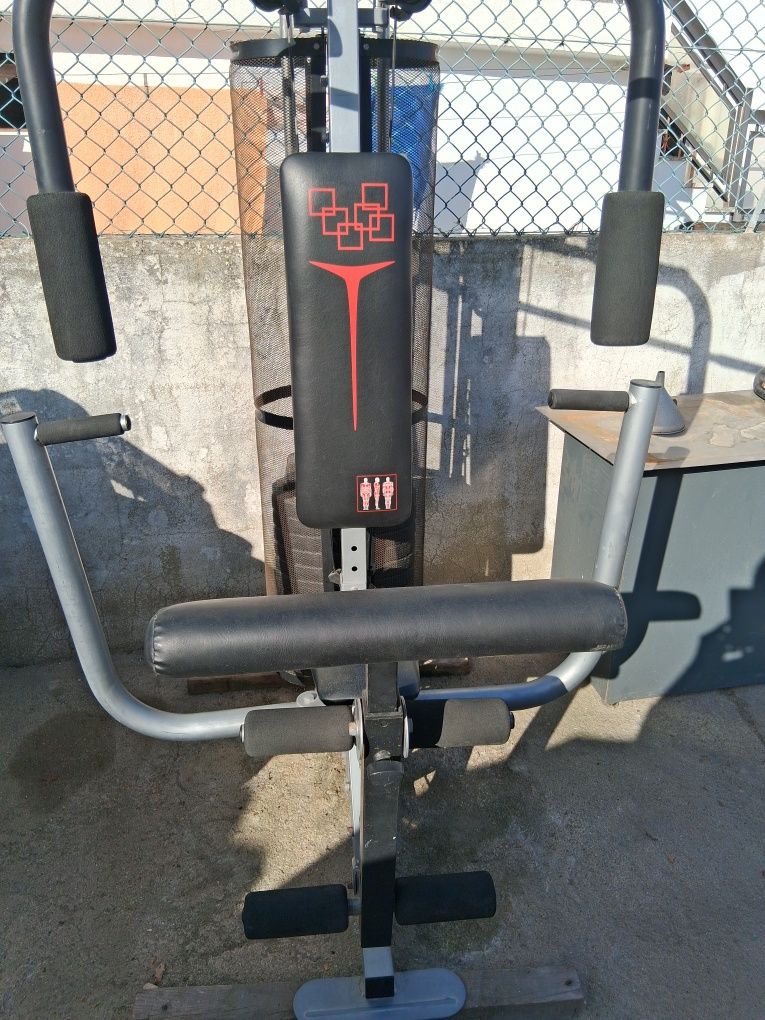 Máquina para todo tipo de exercícios