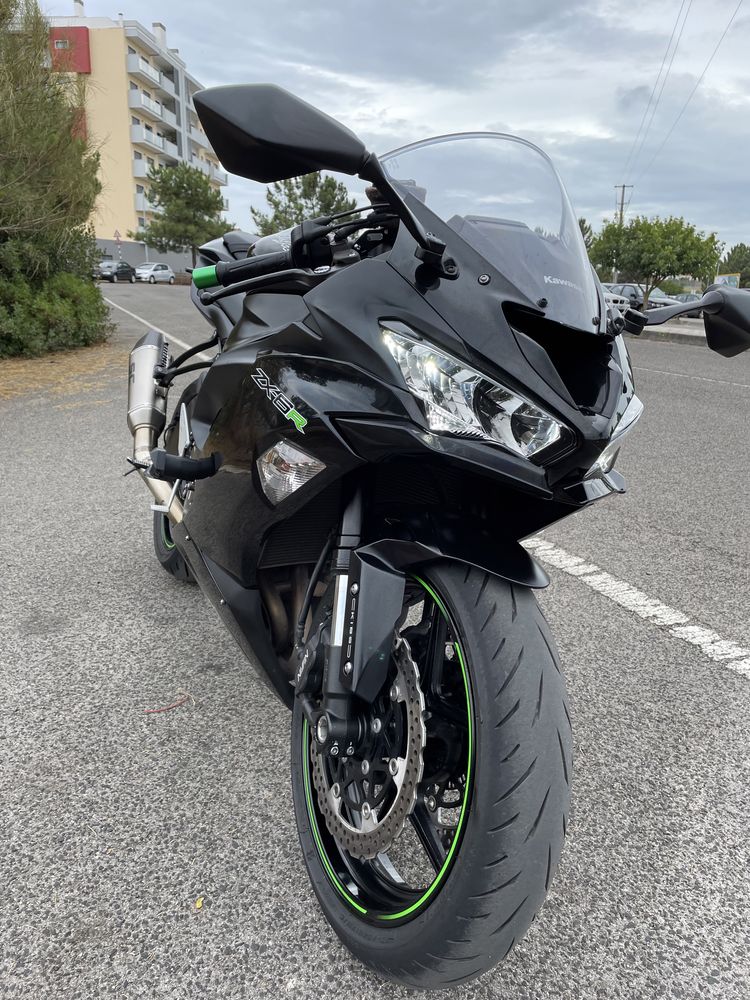 Kawasaki Ninja ZX6R 636