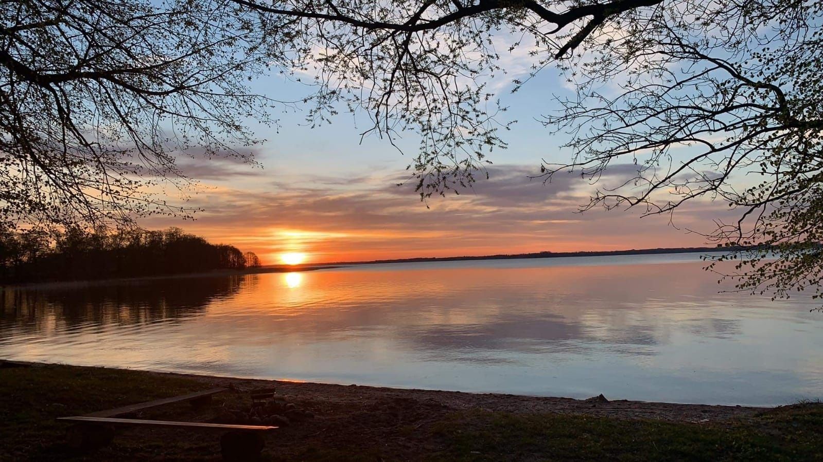 MAZURY Dom Wynajmę Wakacje Jacuzzi Jezioro  Bania