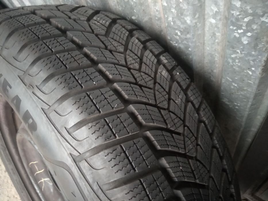 Продам диски R16 5X114,3 та шини R16 215/70 Good Year Ultra Grip