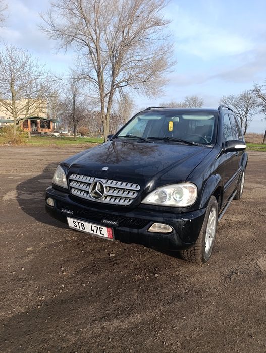 Мерседес бенс мл 270 2002рік