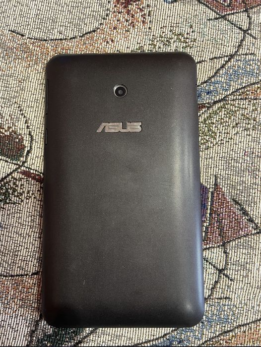 Продам планшет ASUS K01A
