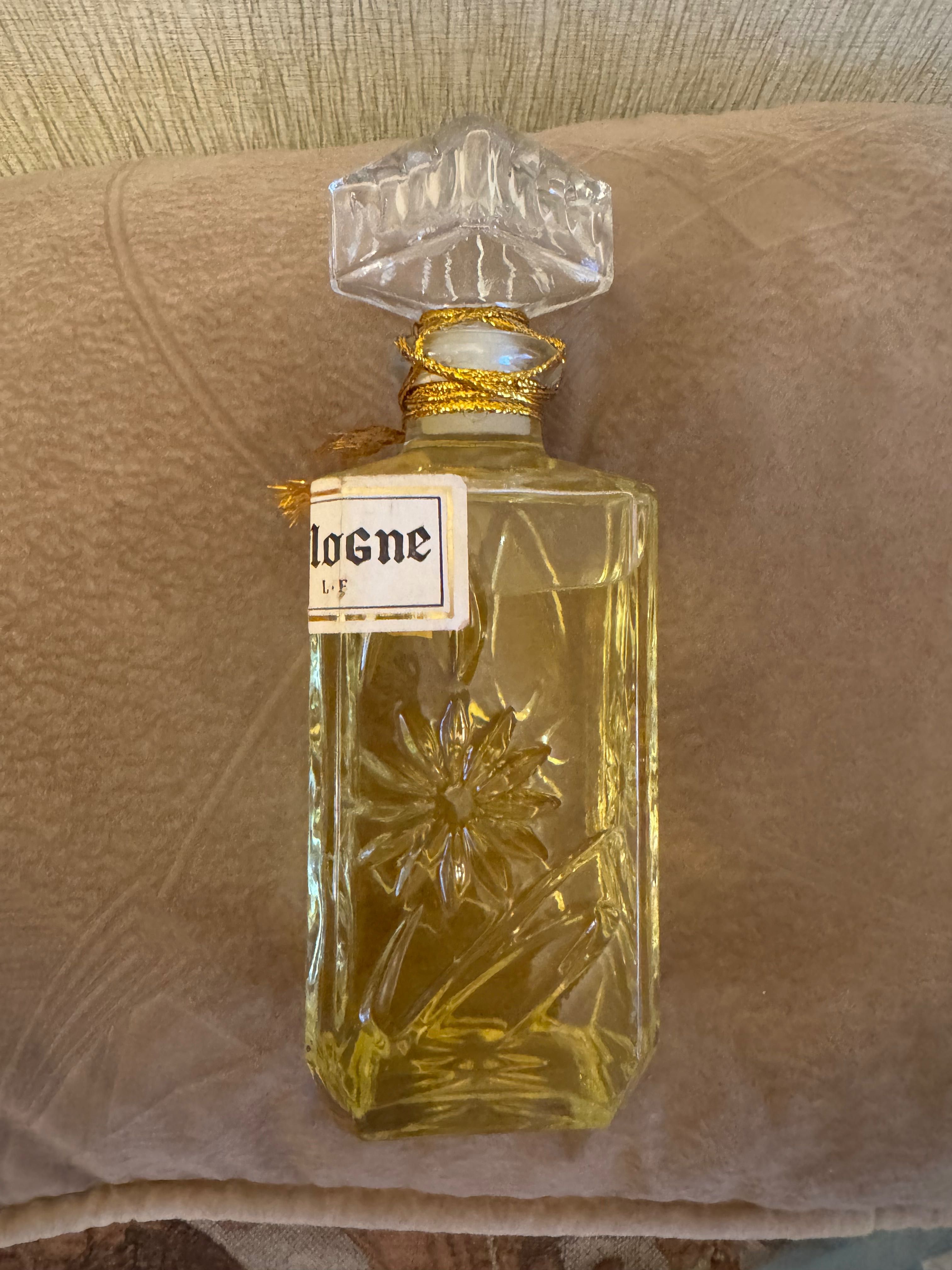 Одеколон  Eau De Cologne , парфум чоловічий