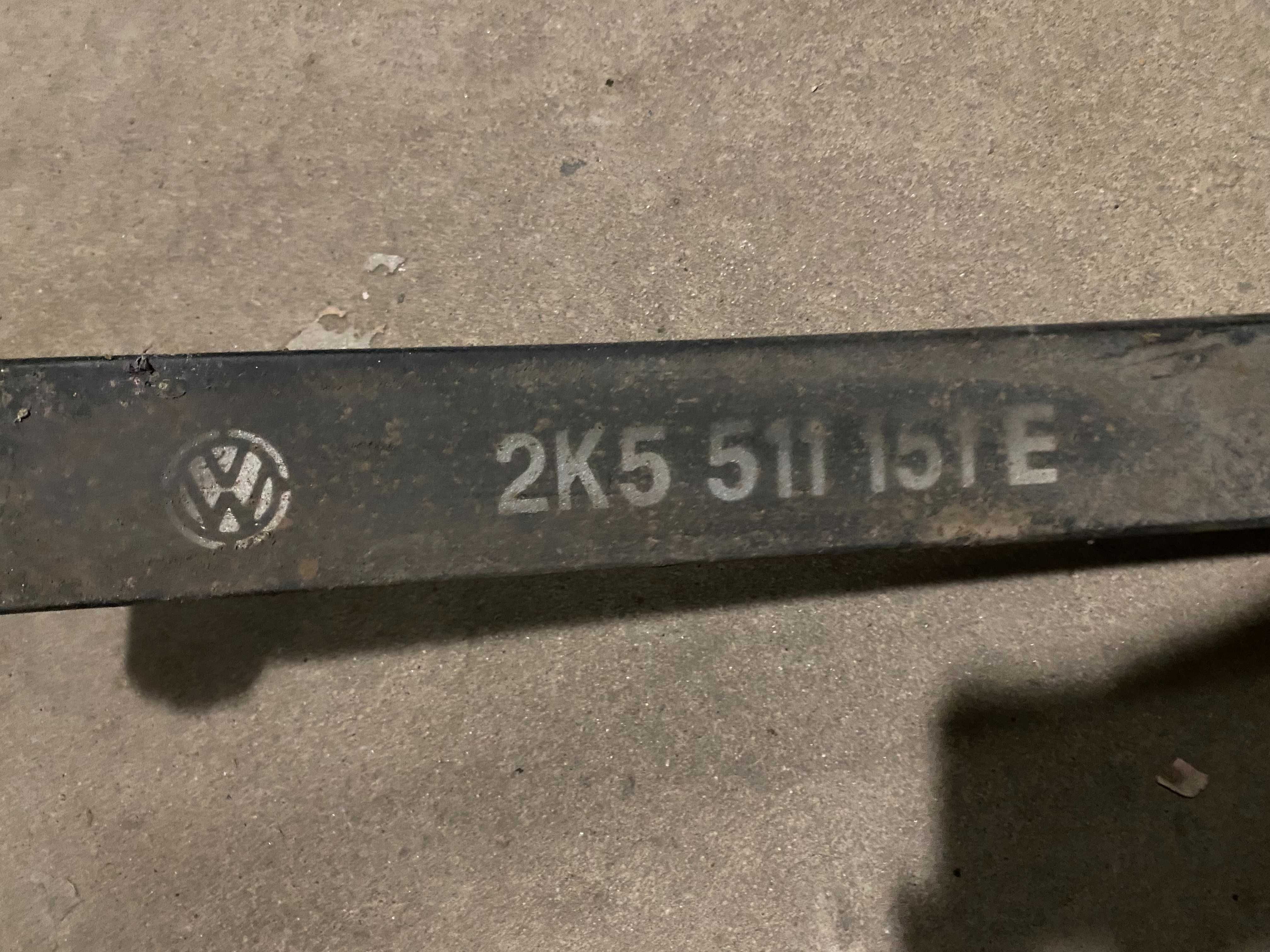 Komplekt resor laga zawieszenia oióro VW caddy 2K5 2K5.511.151.E