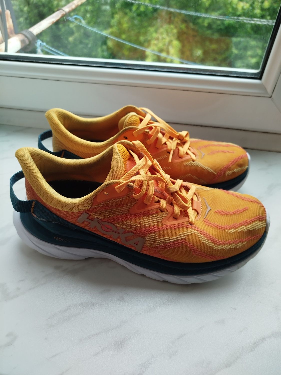 Hoka mach 4 supersonic