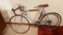 Bicicleta de Ciclismo Antiga Restaurada