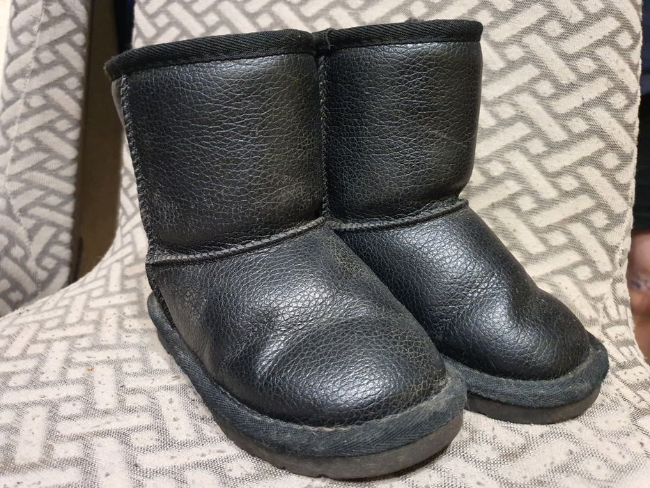 Уггі дитячі. Розмір 29