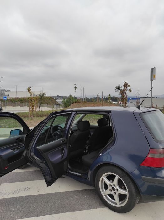 Vendo golf IV 1.9 TDI, mais informações entrar em contato