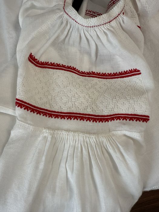 Вишиванка ручної роботи