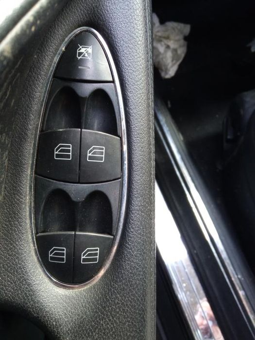 Comando / botão / interruptor vidros frente esquerdo MERCEDES-BENZ CLS