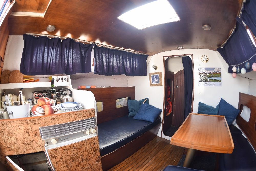 Продам парусно-моторную яхту Jeanneau Poker 27