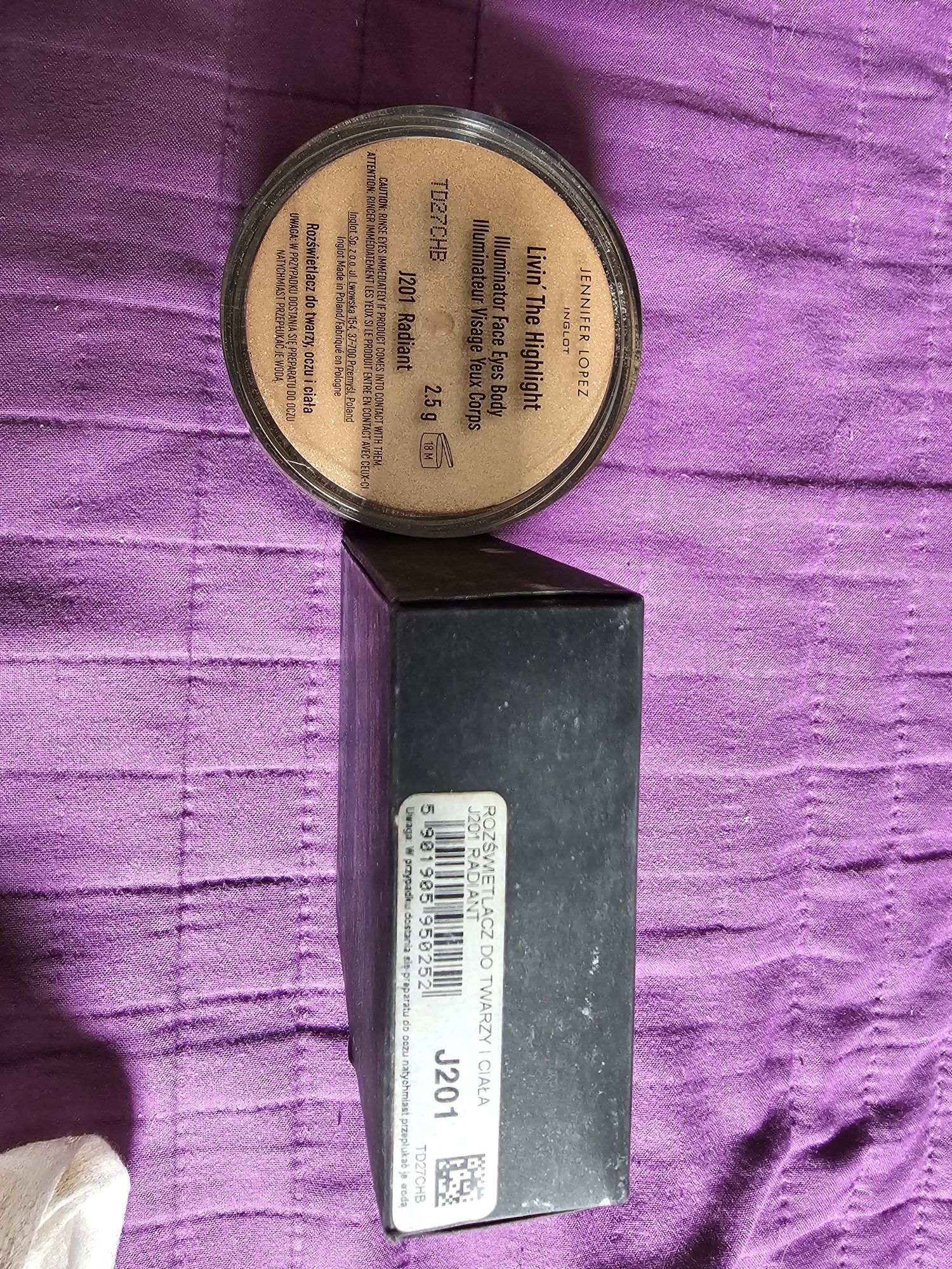 Inglot & Jennifer Lopez rozświetlacz sypki J201 Radiant