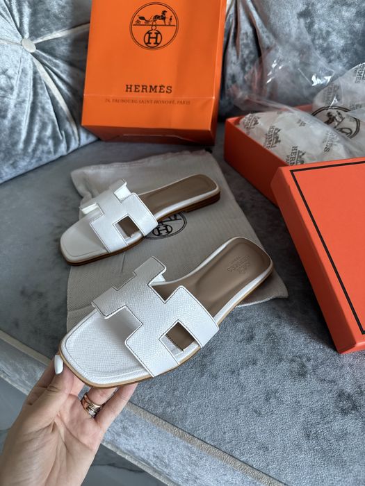 Белые шлепки люкс бренд