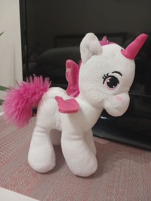 Єдиноріг  середня ,м'яка  іграшка