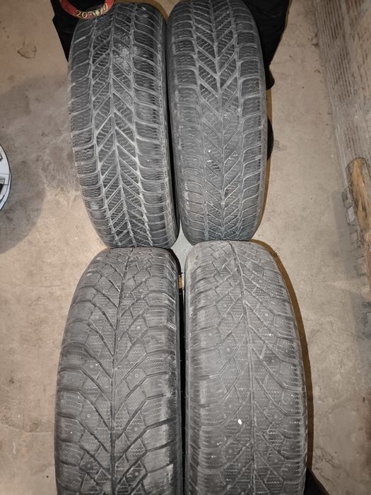 Felgi stalowe z oponami zimowymi 5x110 15"