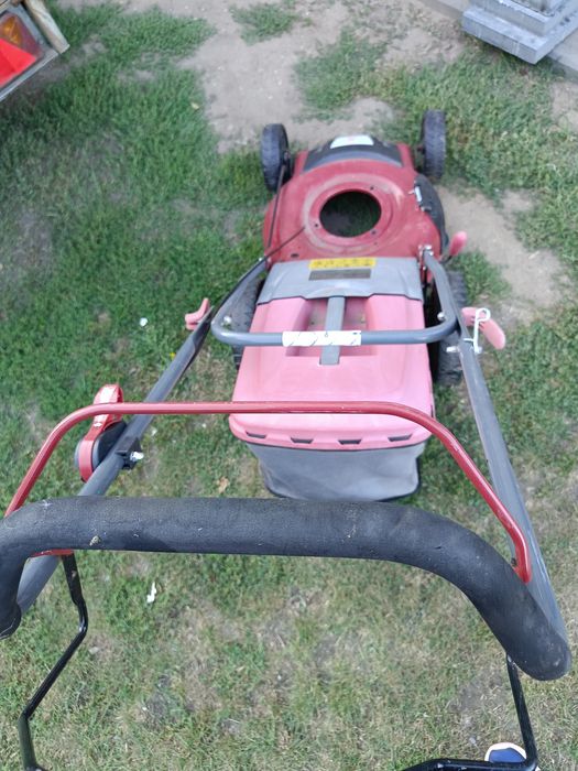 Laweta do kosiarki spalinowej Kosiarka spalinowa z napędem Performance