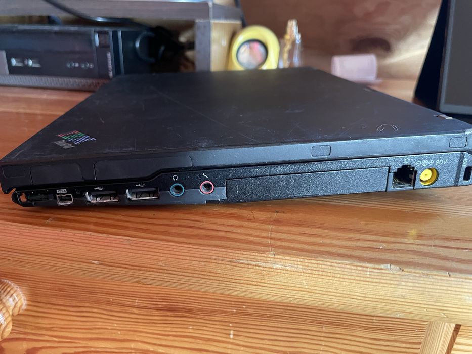 IBM Lenovo ThinkPad X60 retro vintage