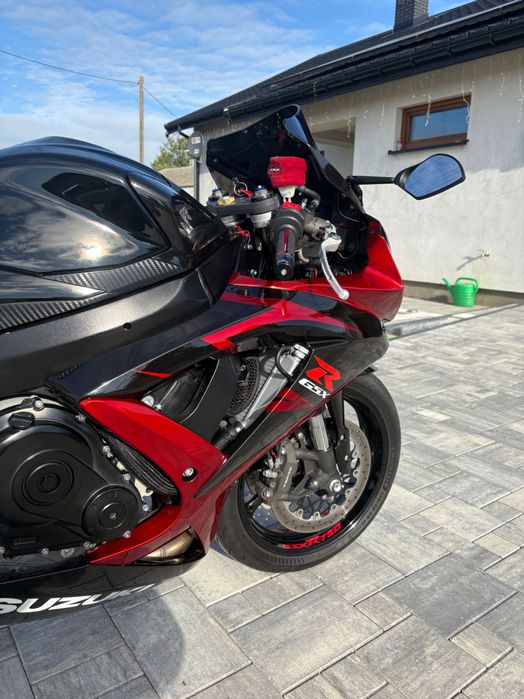 Suzuki GSX-R 750K8
