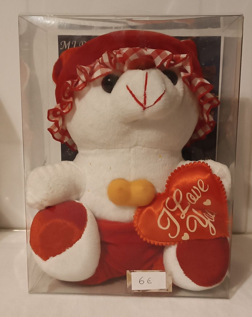 Peluches Dia dos Namorados 23 cm. Cada